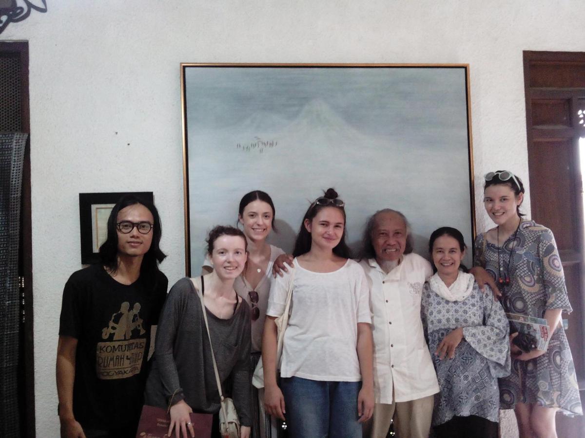 Posnya Seni Godod Art Gallery & Homestay Yogyakarta Extérieur photo