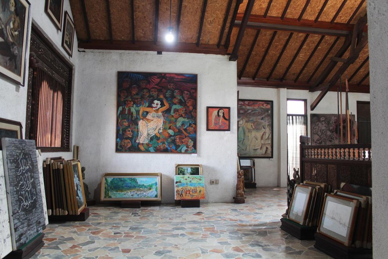 Posnya Seni Godod Art Gallery & Homestay Yogyakarta Extérieur photo